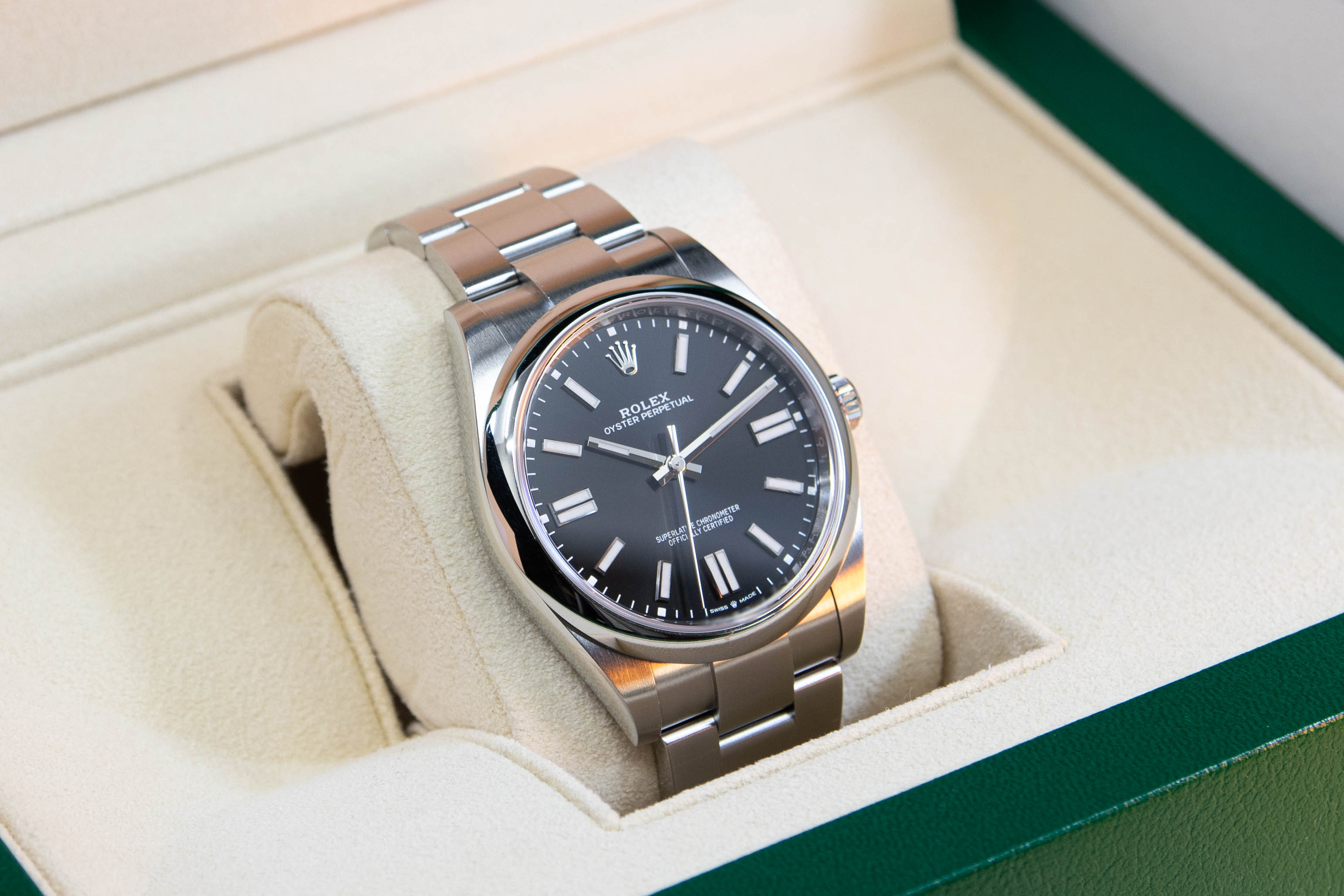 Rolex Oyster Perpetual 41 Black Dial 10/2021 ref. 124300