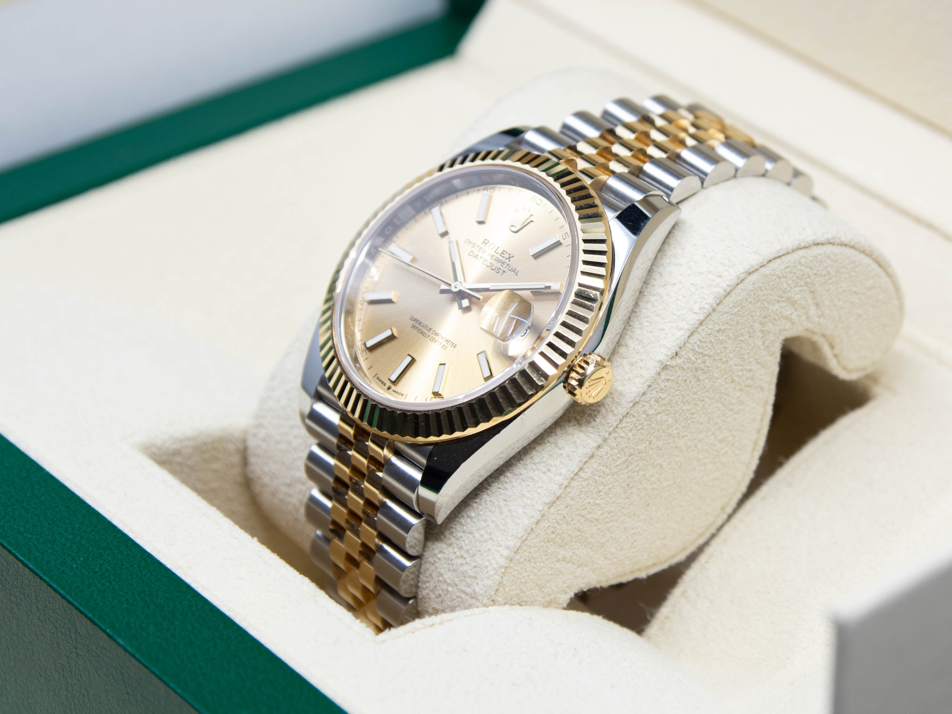 DATEJUST 41MM JUBILEE CHAMPAGNE DIAL 04/2022 ref.126333