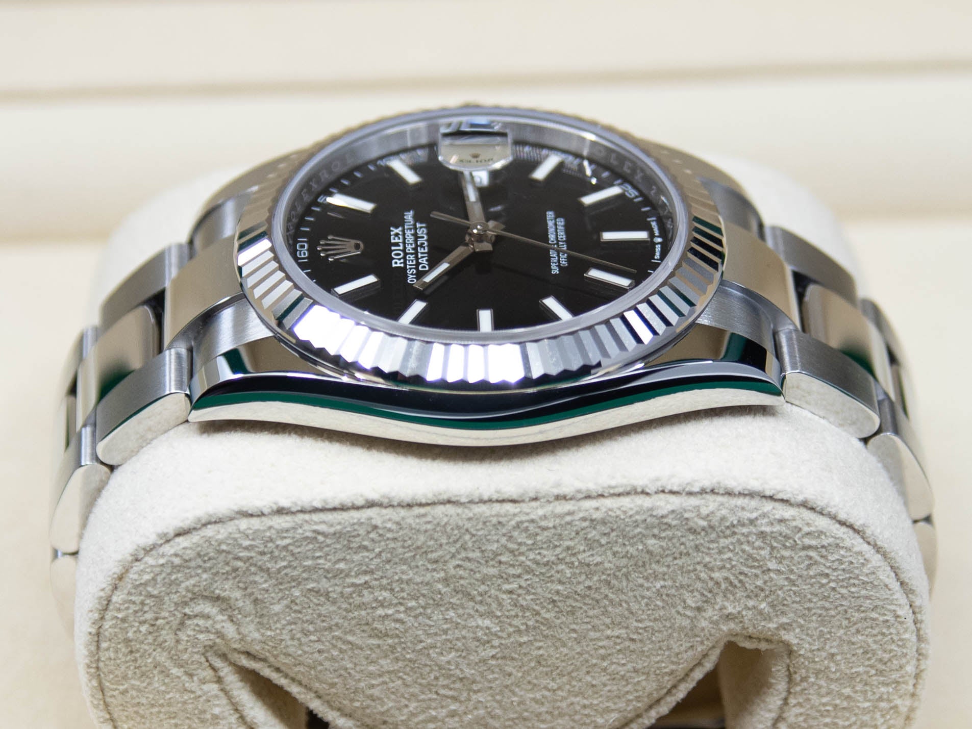 DATEJUST 41MM OYSTER BLACK DIAL 08/2024 ref.126334