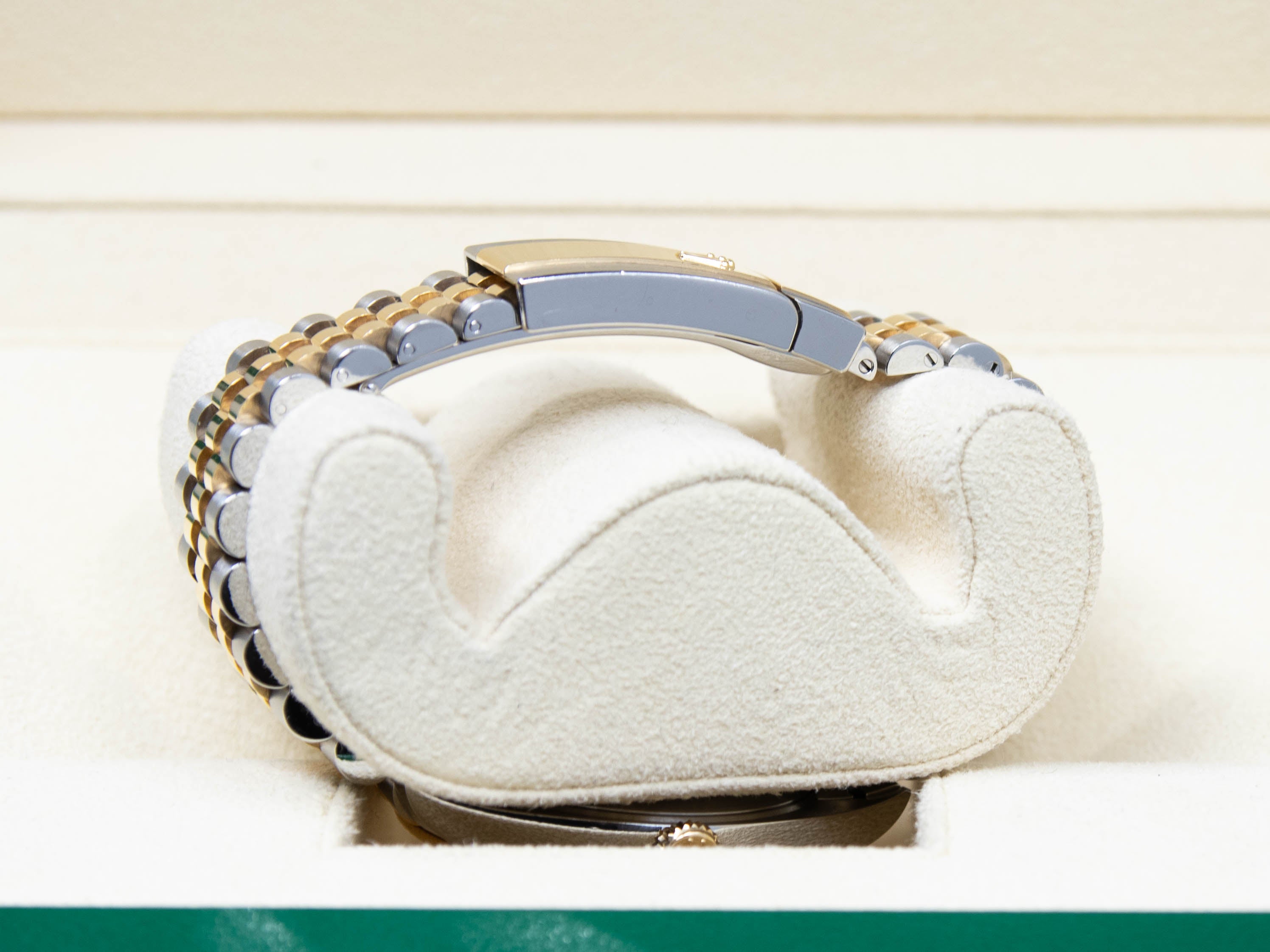 DATEJUST 41MM JUBILEE CHAMPAGNE DIAL 04/2022 ref.126333