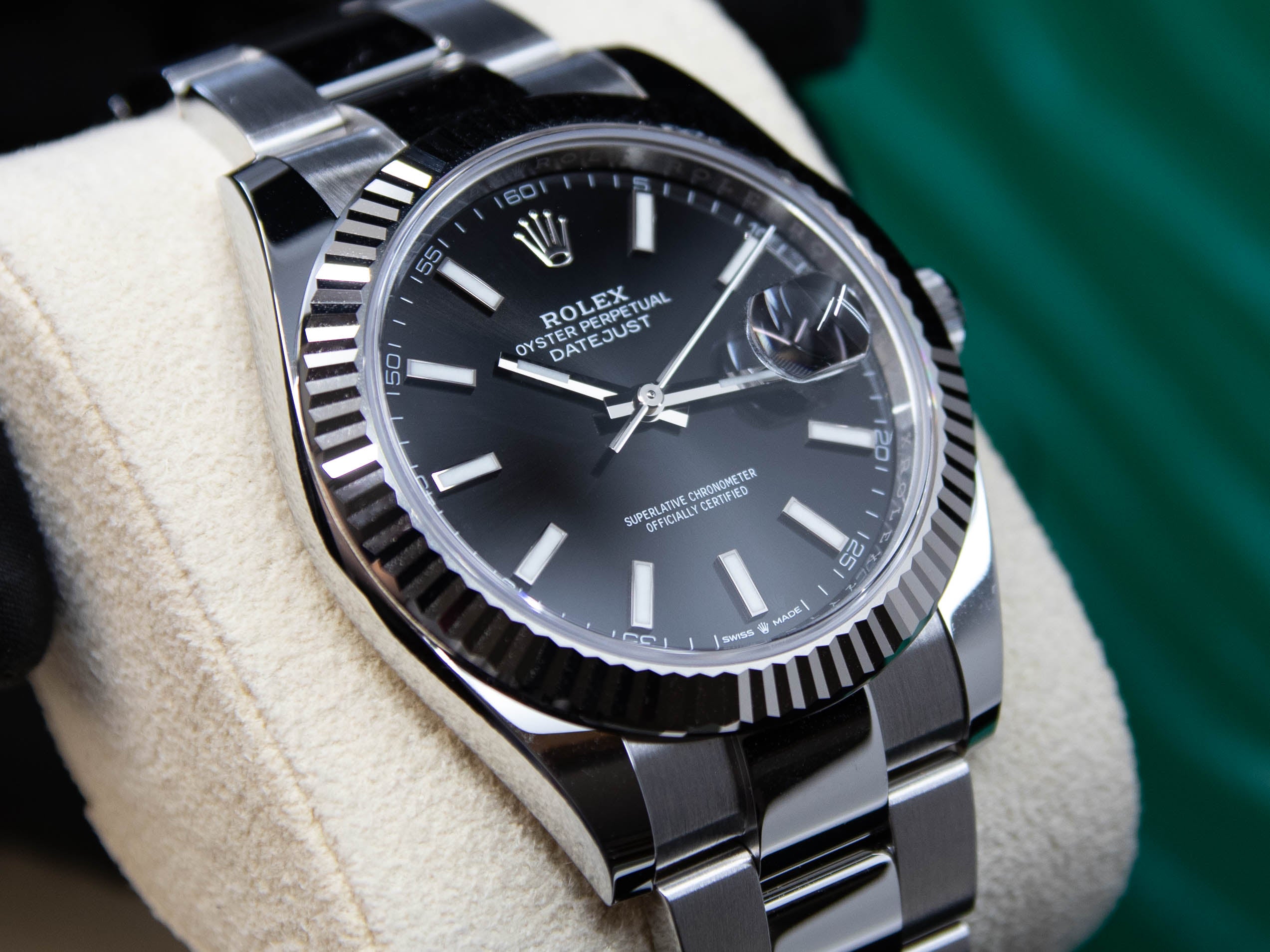 DATEJUST 41MM OYSTER BLACK DIAL 08/2024 ref.126334