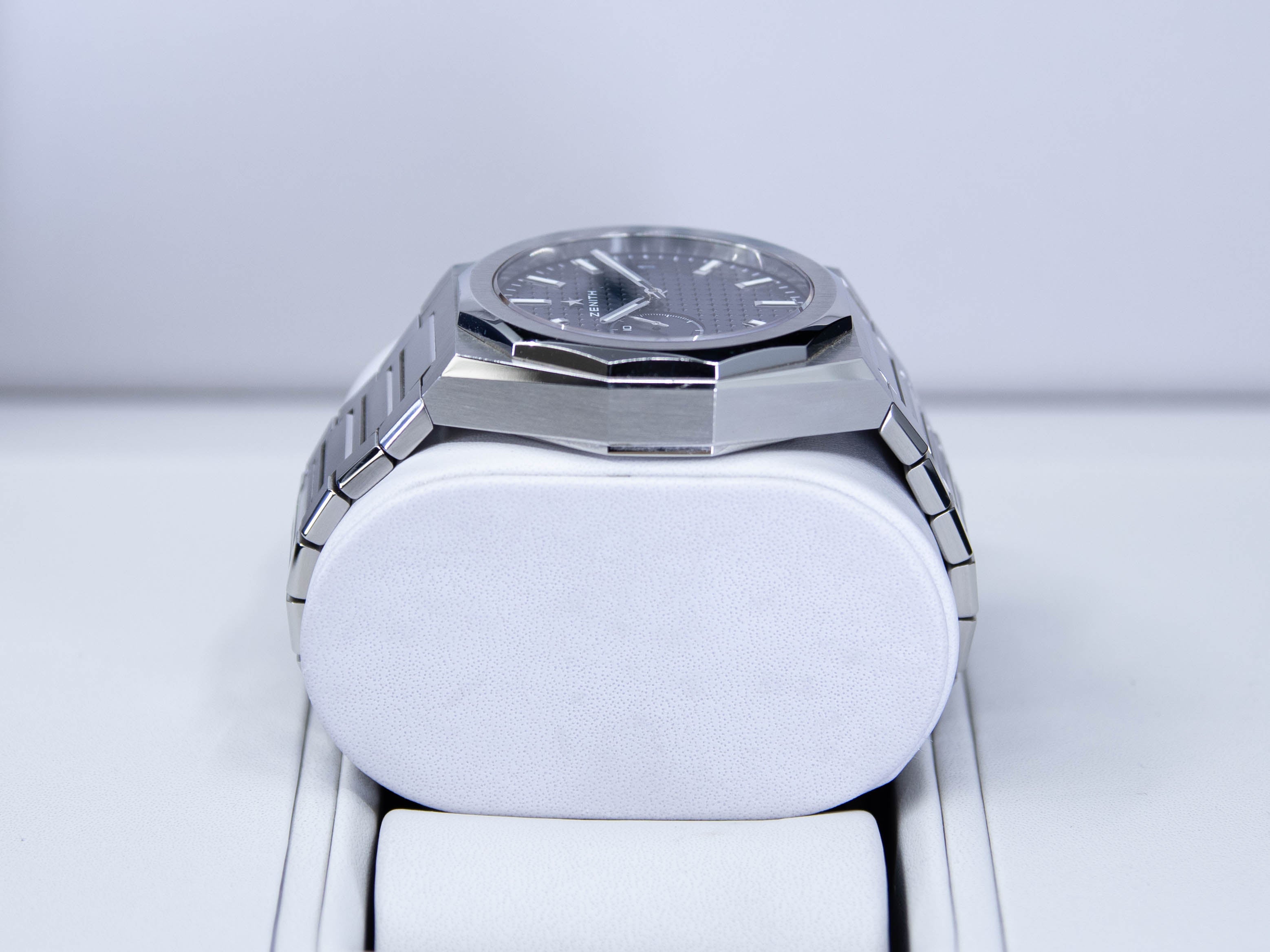 Defy Skyline Blue dial 41mm Stainless Steel 12/2022 ref.03.9300.3620/51.I001