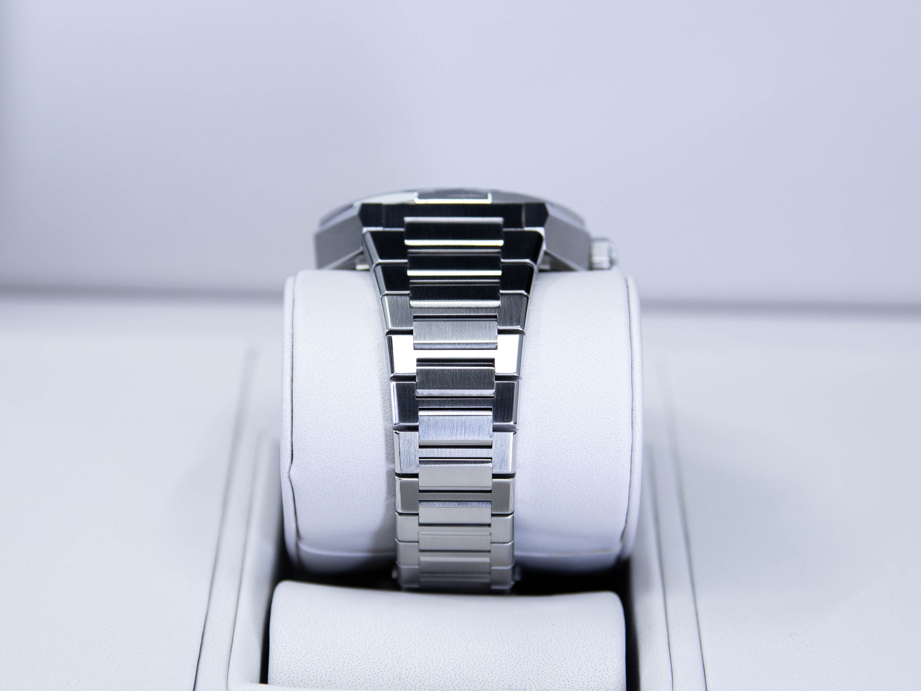 Defy Skyline Blue dial 41mm Stainless Steel 12/2022 ref.03.9300.3620/51.I001