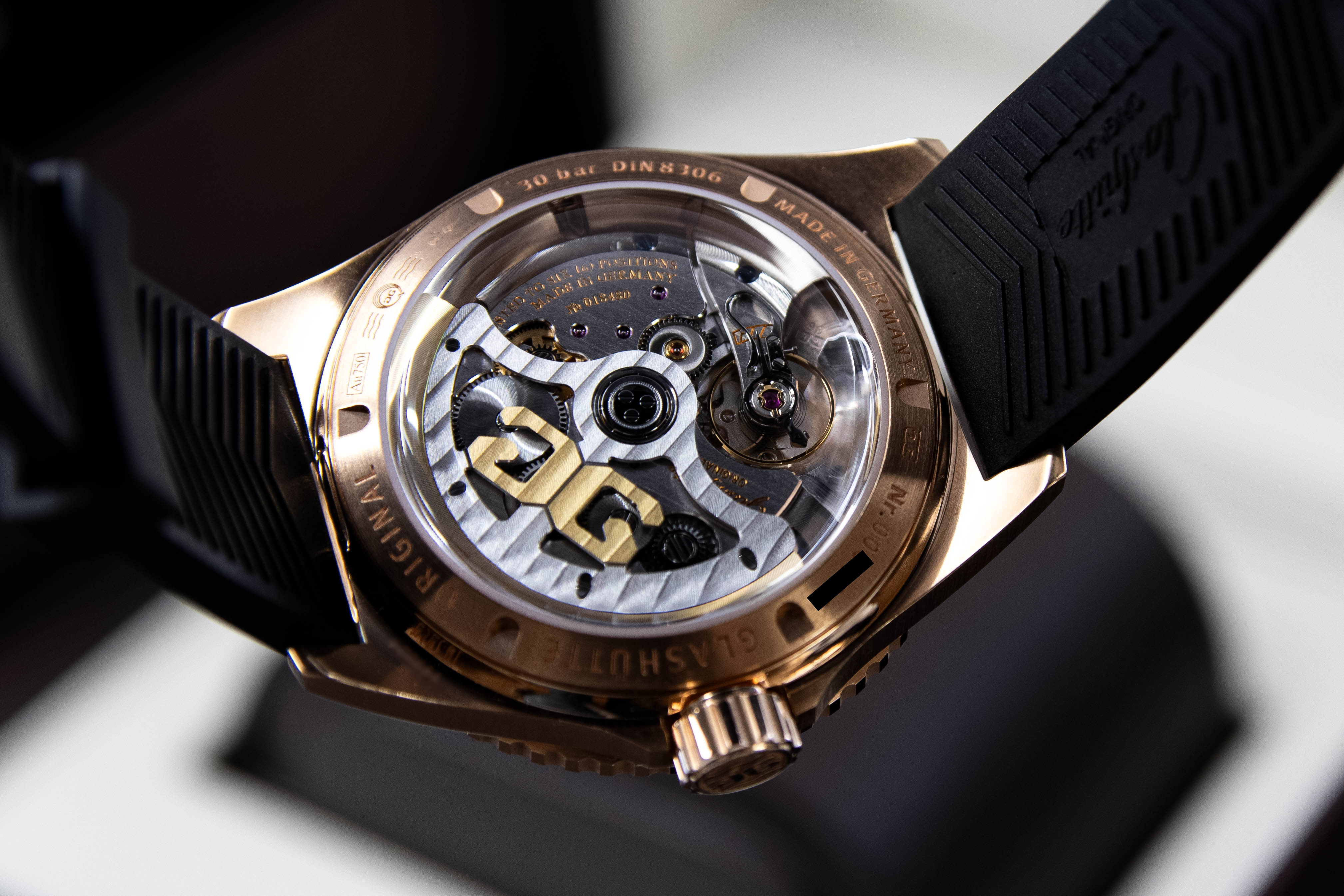 Original SeaQ Panoramadatum Rose Gold 2022