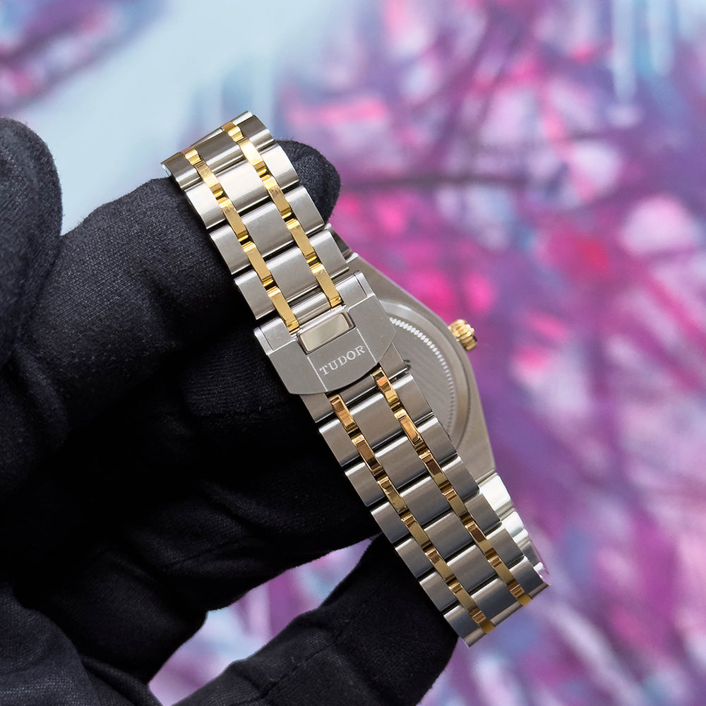 Royal 34mm 06/2024 ref.28403