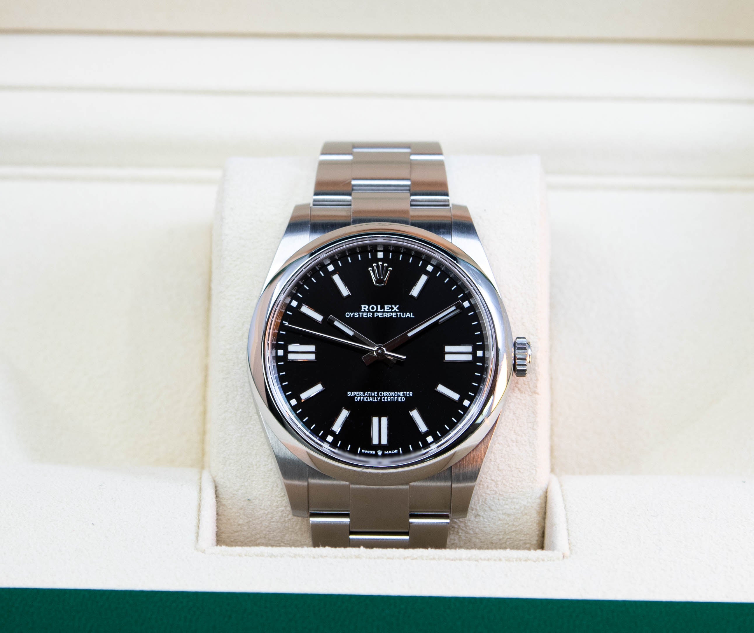 Rolex Oyster Perpetual 41 Black Dial 10/2021 ref. 124300