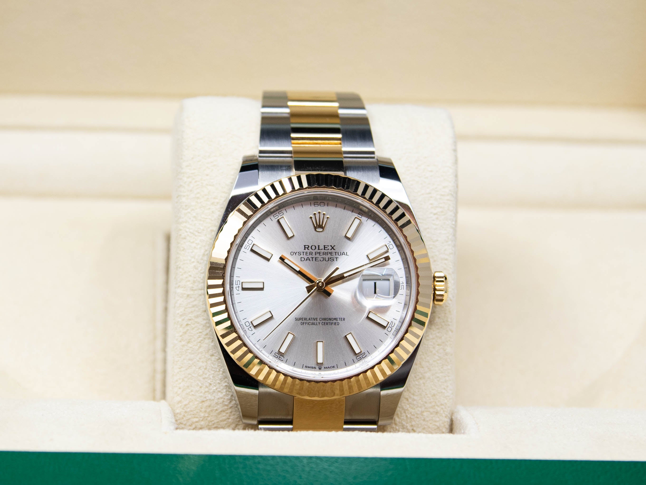 DATEJUST 41MM OYSTER CADRAN ARGENTÉ 11/2024 réf.126333