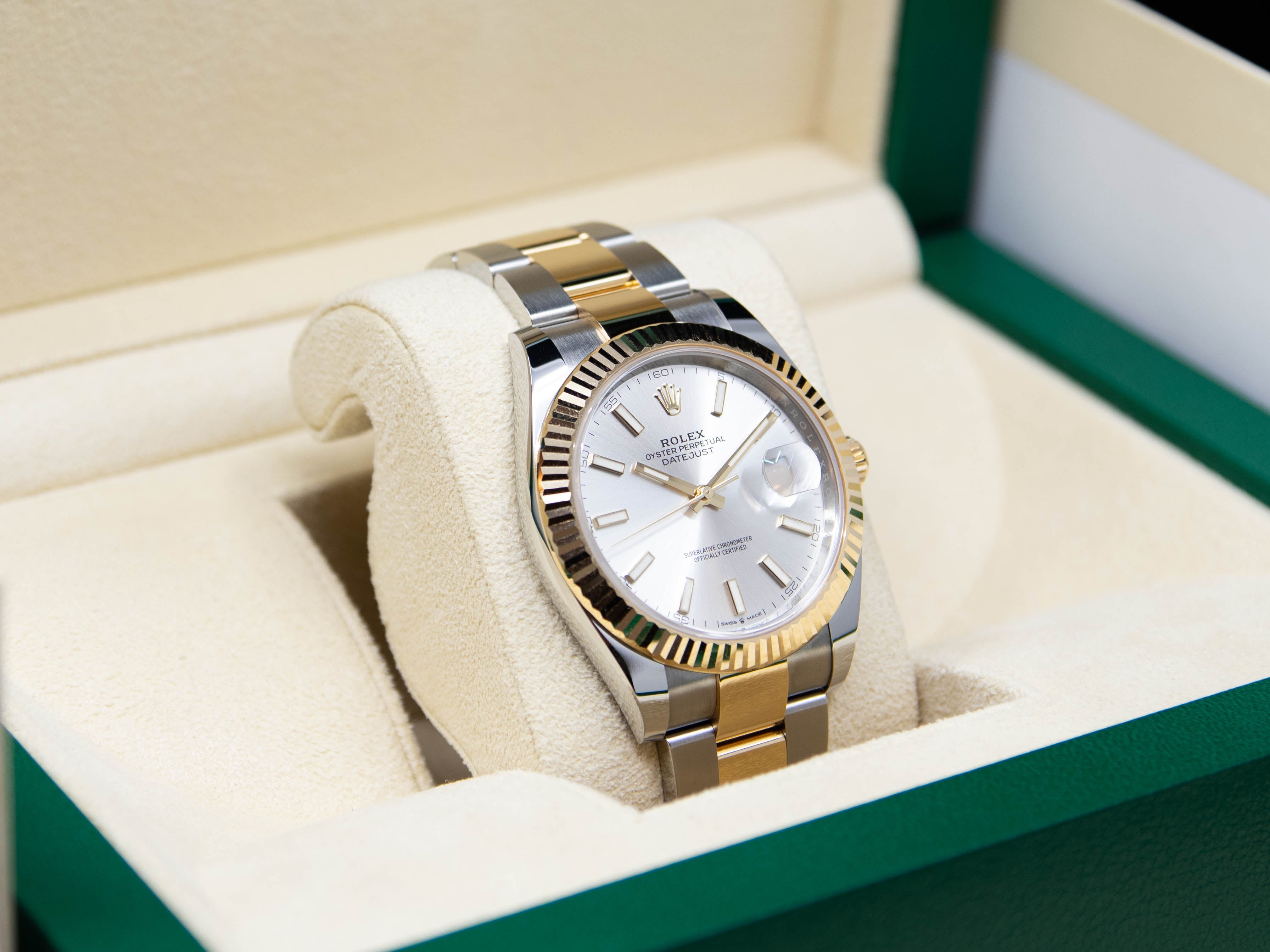 DATEJUST 41MM OYSTER CADRAN ARGENTÉ 11/2024 réf.126333