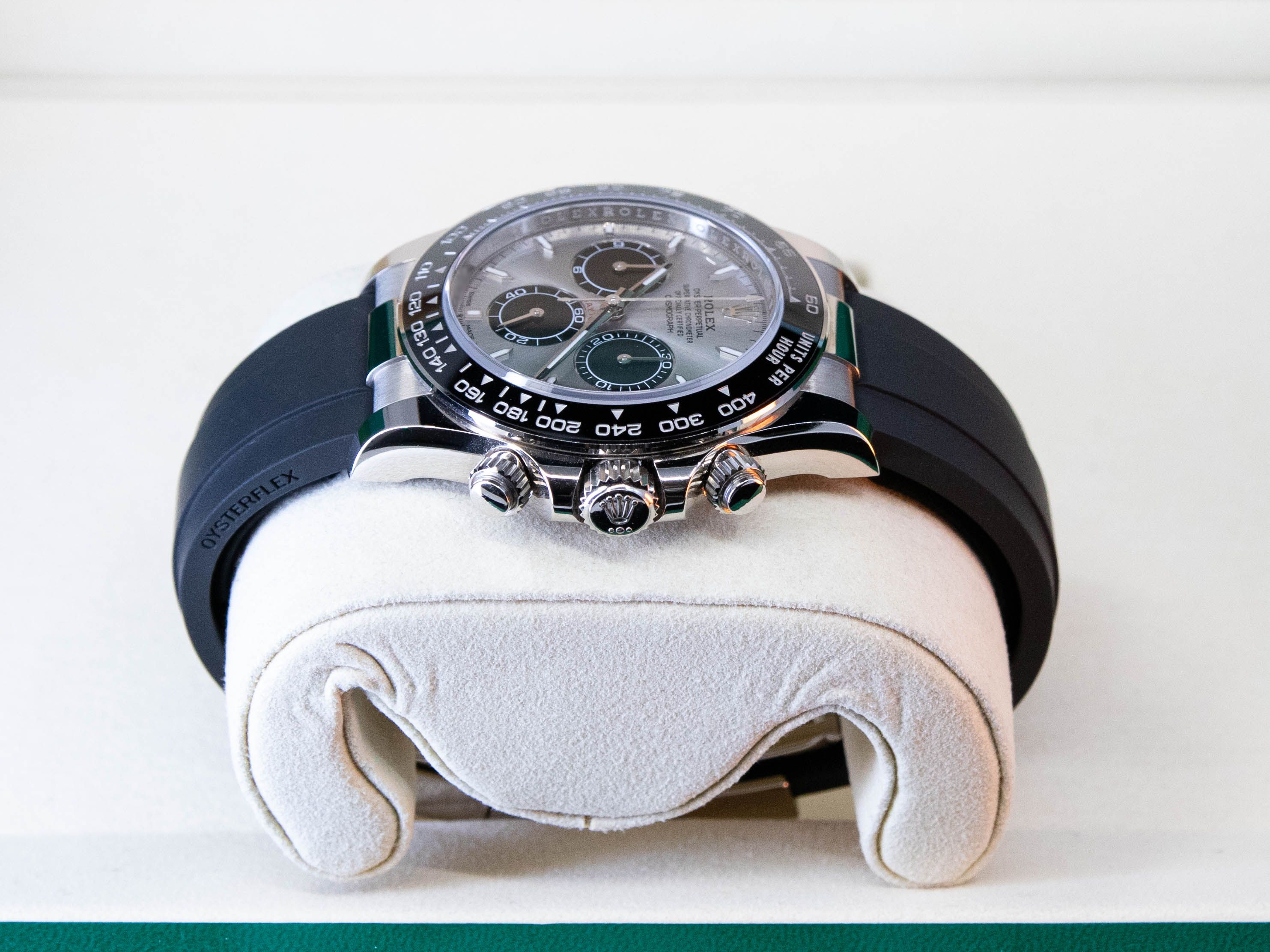 Daytona Oysterflex "Ghost" 40mm Or blanc réf.126519LN Full Set 08/2025