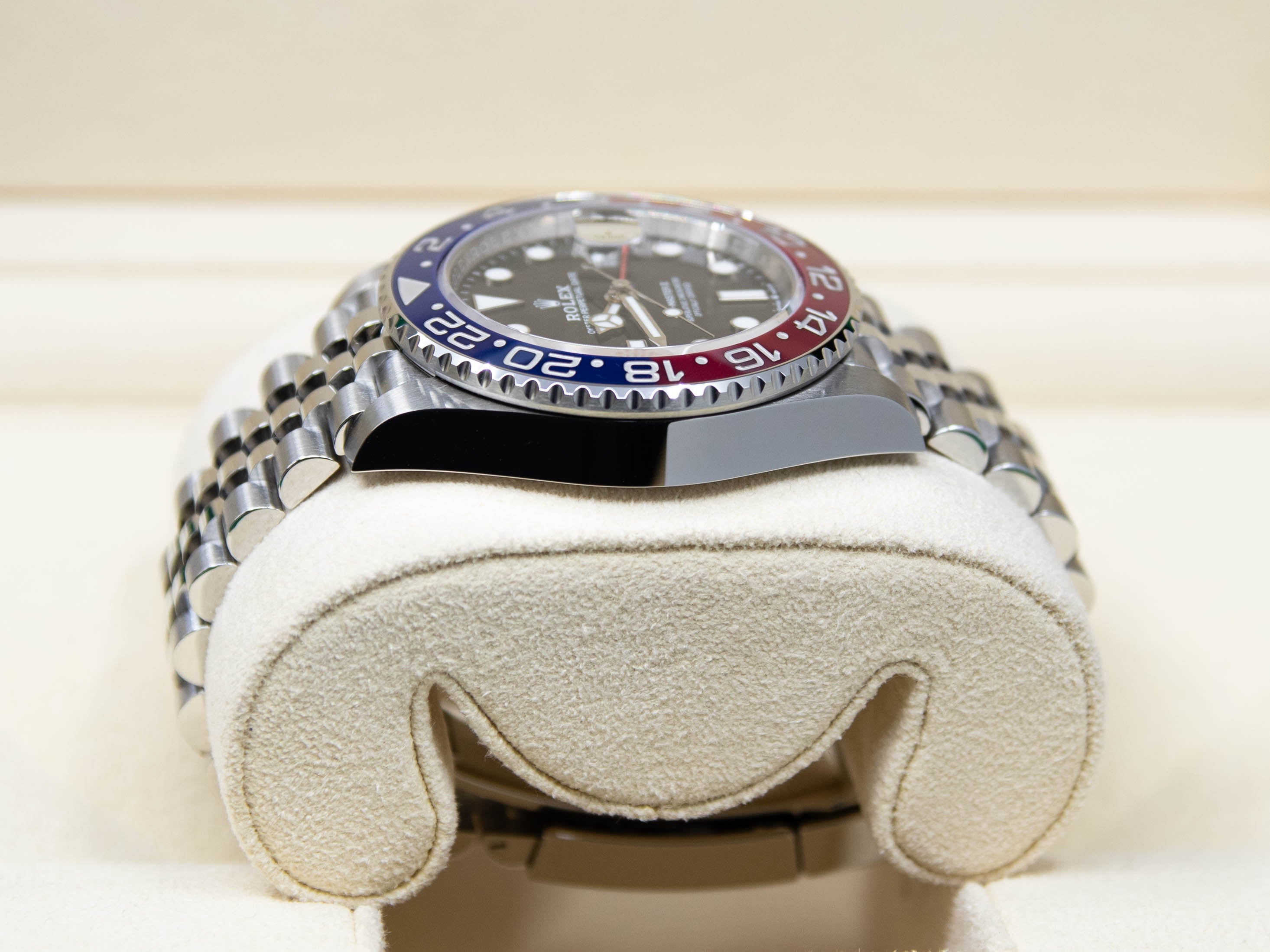 GMT Master II "Pepsi" 40mm Stainless Steel new 12/2024 ref.126710BLRO
