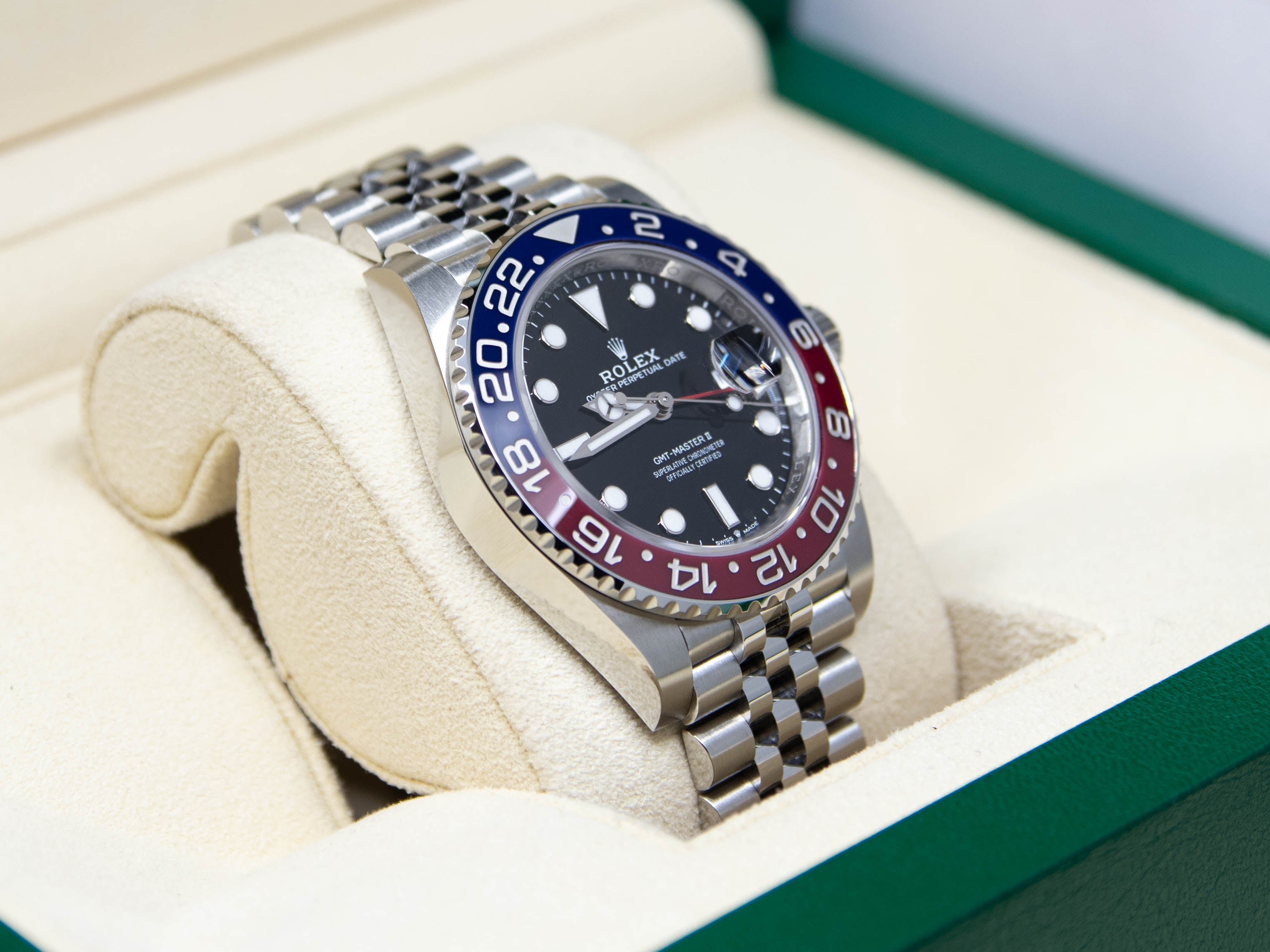 GMT Master II "Pepsi" 40mm Stainless Steel new 12/2024 ref.126710BLRO