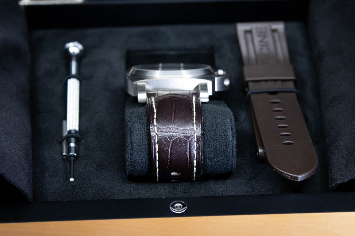 LUMINOR 8 DAYS TITANIUM – 44 MM – 01/2019 ref.PAM00562