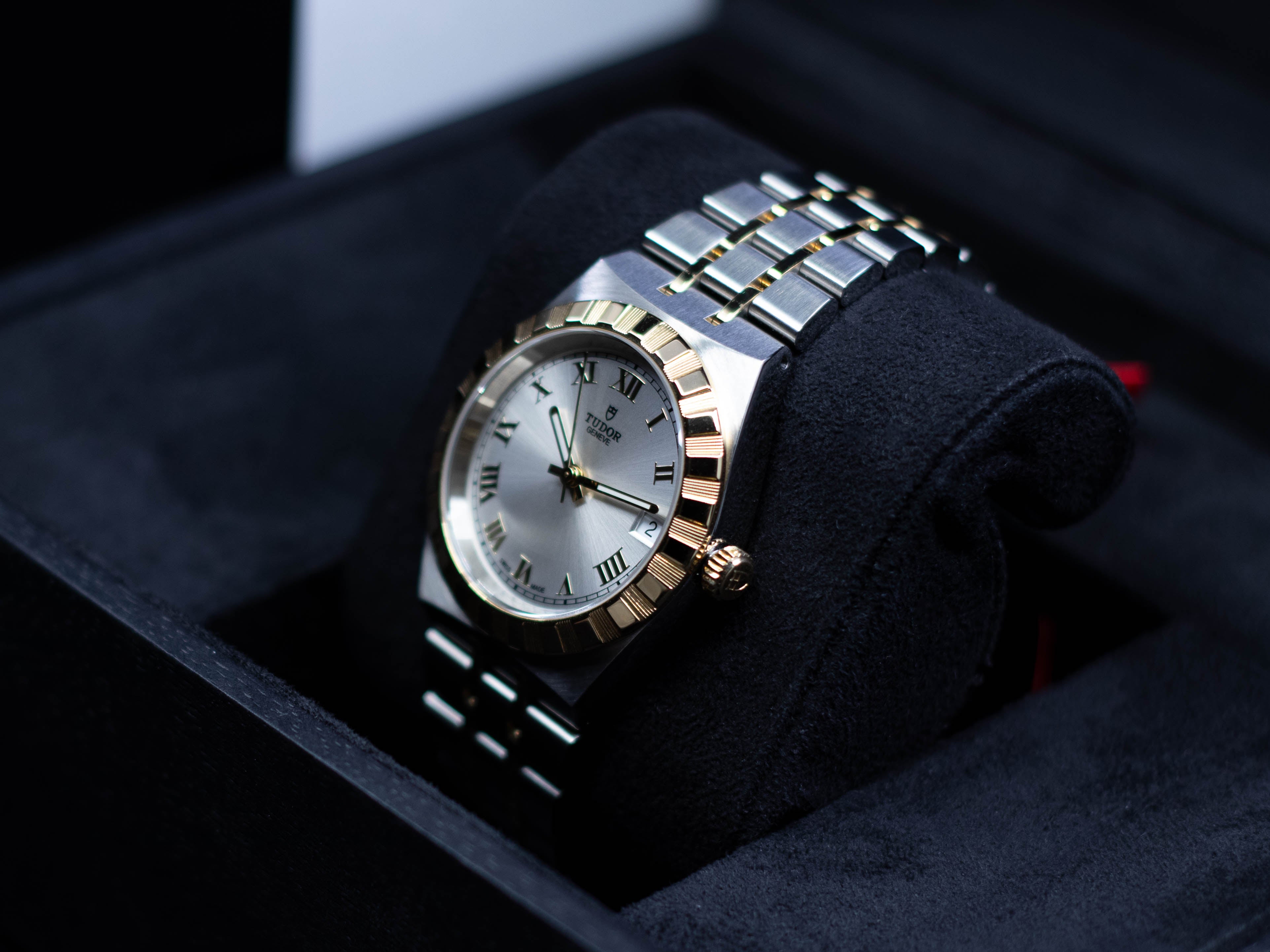 Royal 34mm 06/2024 ref.28403